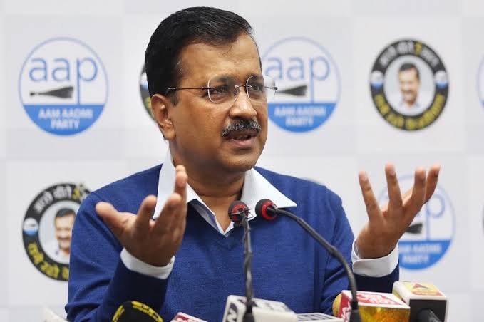 केजरीवाल ने हर्षवर्धन पर कसा तंज