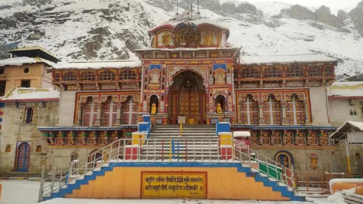 Chardham Yatra: पहाड़ में बारिस का कहर जारी, चारधाम यात्रा ठप