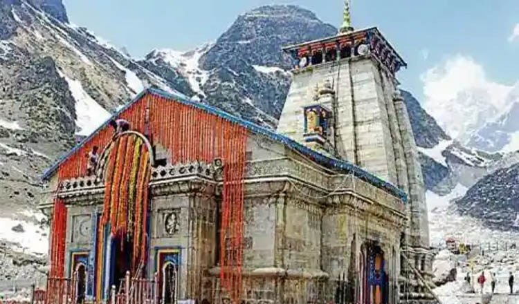 Shri Kedarnath Dham में धार्मिक भावनाओं को ठेस पहुंचाने वाला वायरल वीडियो