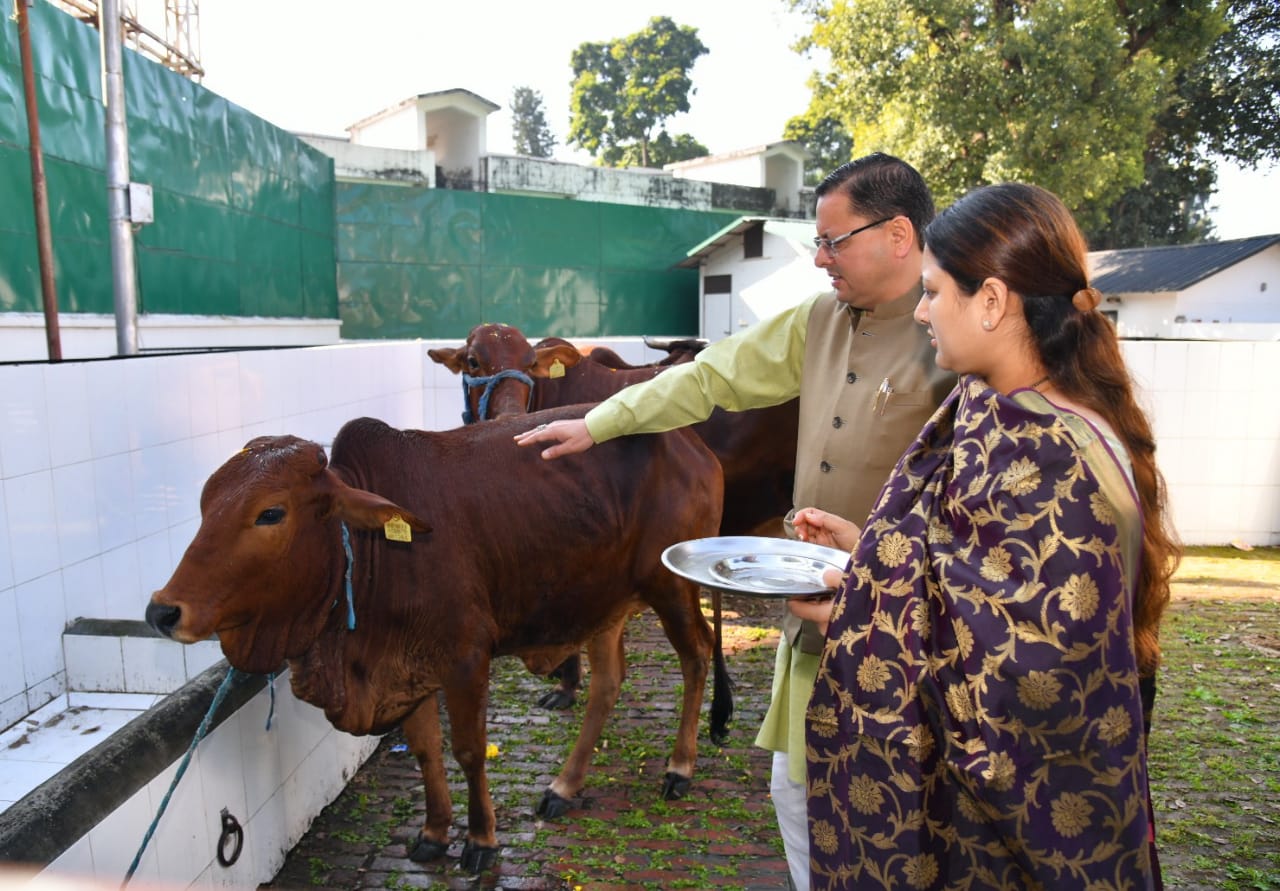 प्रदेशवासियों को गोवर्धन पूजा की बधाई एवं शुभकामनाएं : धामी