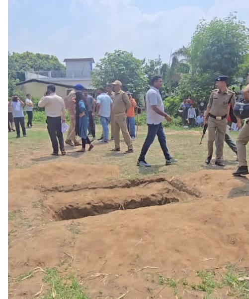 कब्र खोदने के विवाद ने पकड़ा तूल, सीएम धामी ने विधायक को दिया जांच का आश्वासन