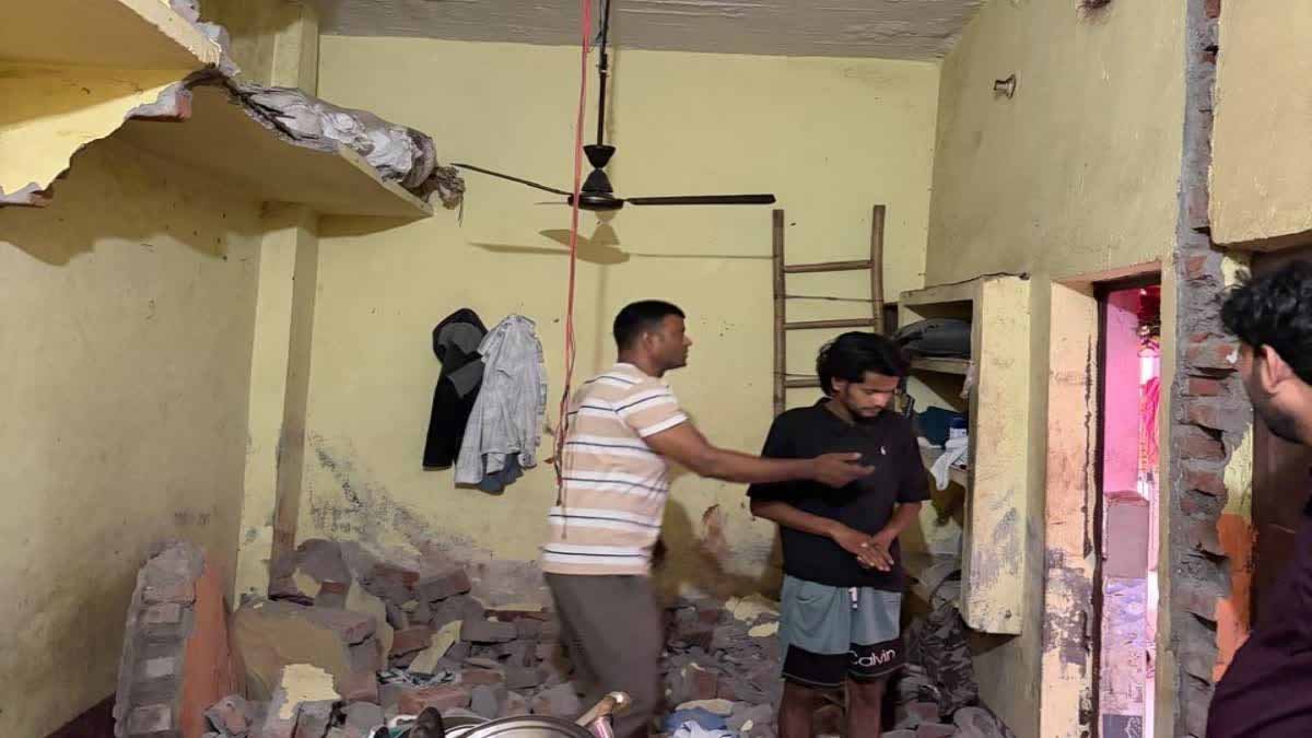 रुद्रपुर में गैस सिलेंडर फटने से चार लोग झुलसे