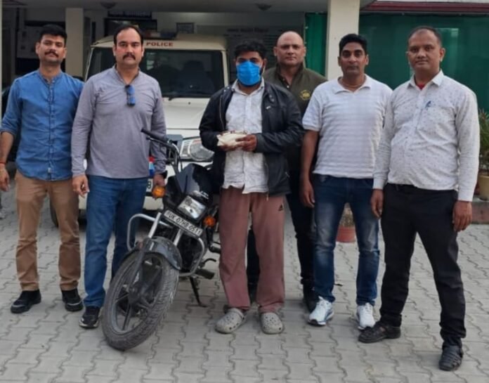 42 लाख कीमत की 144 ग्राम हेरोइन के साथ नशा तस्कर गिरफ्तार