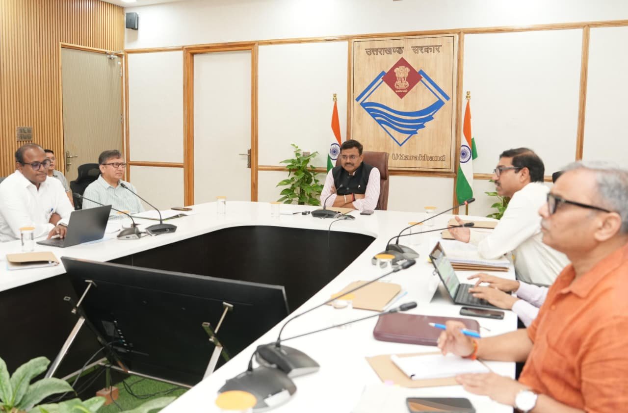 वन संसाधन प्रबंधन उच्चाधिकार समिति की बैठक में विभिन्न प्रस्तावों को प्रदान की गयी संस्तुति