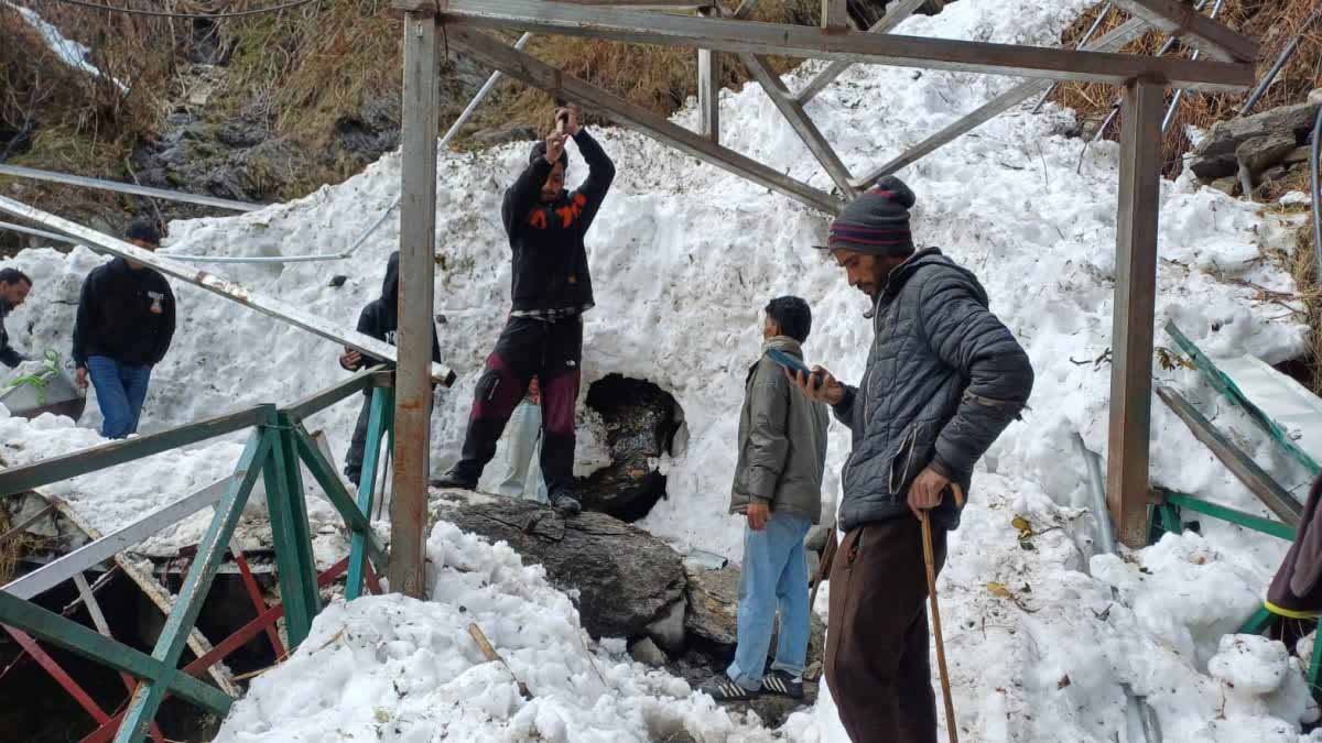 समय से यात्रा पैदल मार्ग सही करने के लिए बढ़ाई मजदूरों की संख्या
