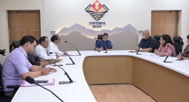 खेल विश्वविद्यालय, महिला स्पोर्ट्स कॉलेज और 39 वें नेशनल गेम्स की तैयारी में तेजी लाने को कहा