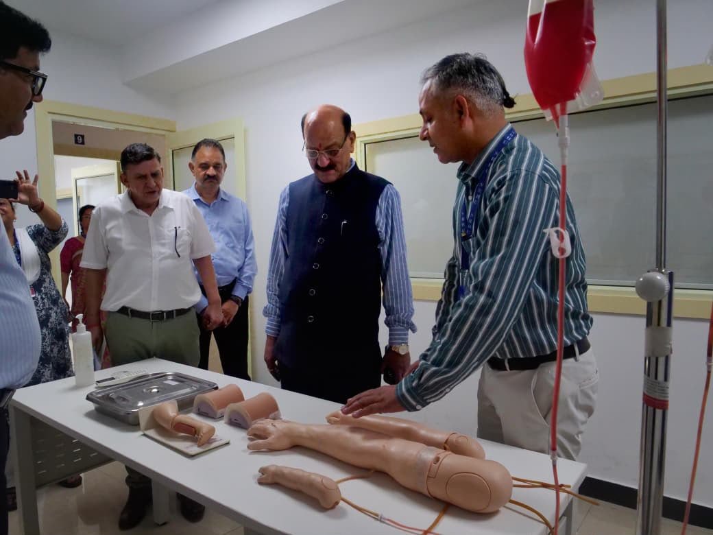 मातृ एवं शिशु स्वास्थ्य सेवाएं होंगी मजबूतः सुबोध उनियाल