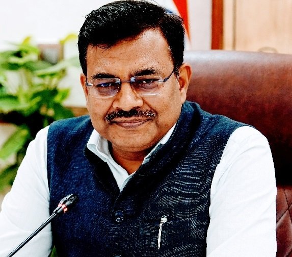 उत्तराखण्ड में अखिल भारतीय आयुर्वेद संस्थान की स्थापना का रखा मजबूत पक्ष