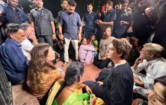 सिक्किम के राज्यपाल बने दुष्यंत गौतम के खिलाफ अंकिता भंडारी के परिजनों का प्रदर्शन, राहुल-प्रियंका ने दिया समर्थन